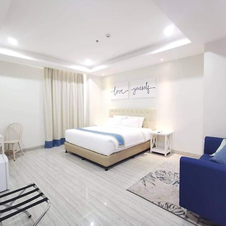 Davao City Hampton Suites מראה חיצוני תמונה