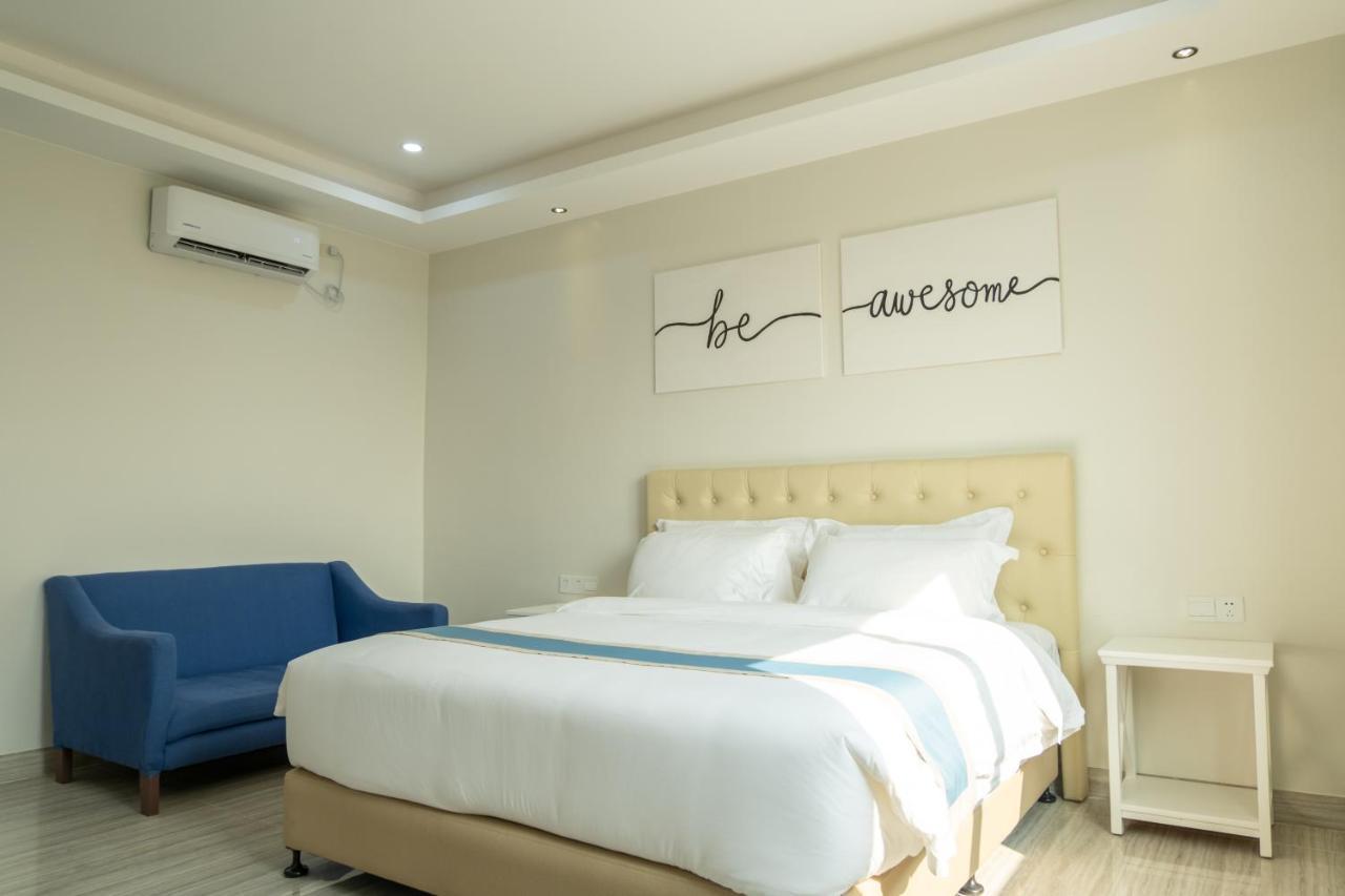 Davao City Hampton Suites מראה חיצוני תמונה