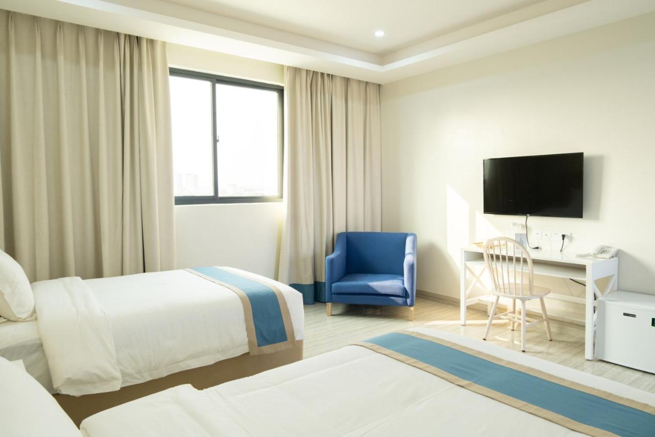 Davao City Hampton Suites מראה חיצוני תמונה
