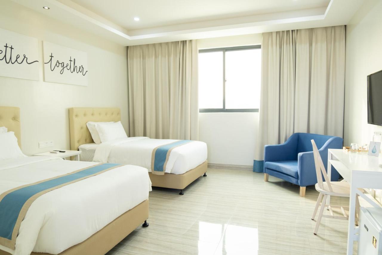 Davao City Hampton Suites מראה חיצוני תמונה